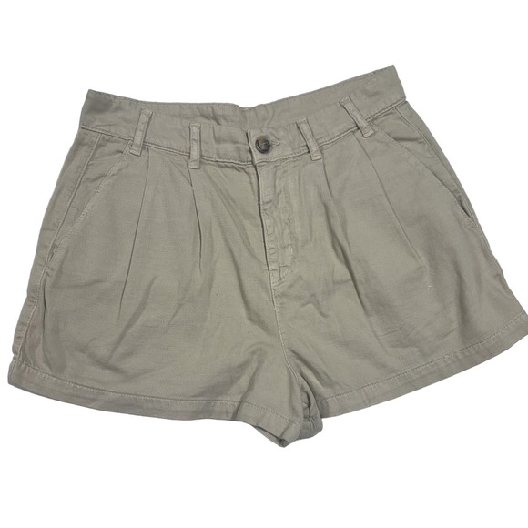 Free People NWOT Billie Chino Shorts Size 8 Khaki‎ MSRP $78 - Picture 1 of 3